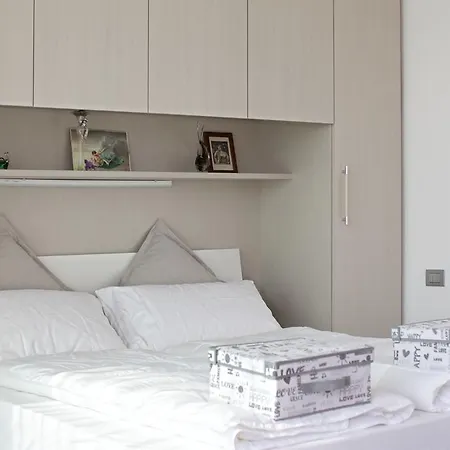 Virgilio Apartment Toscolano Maderno